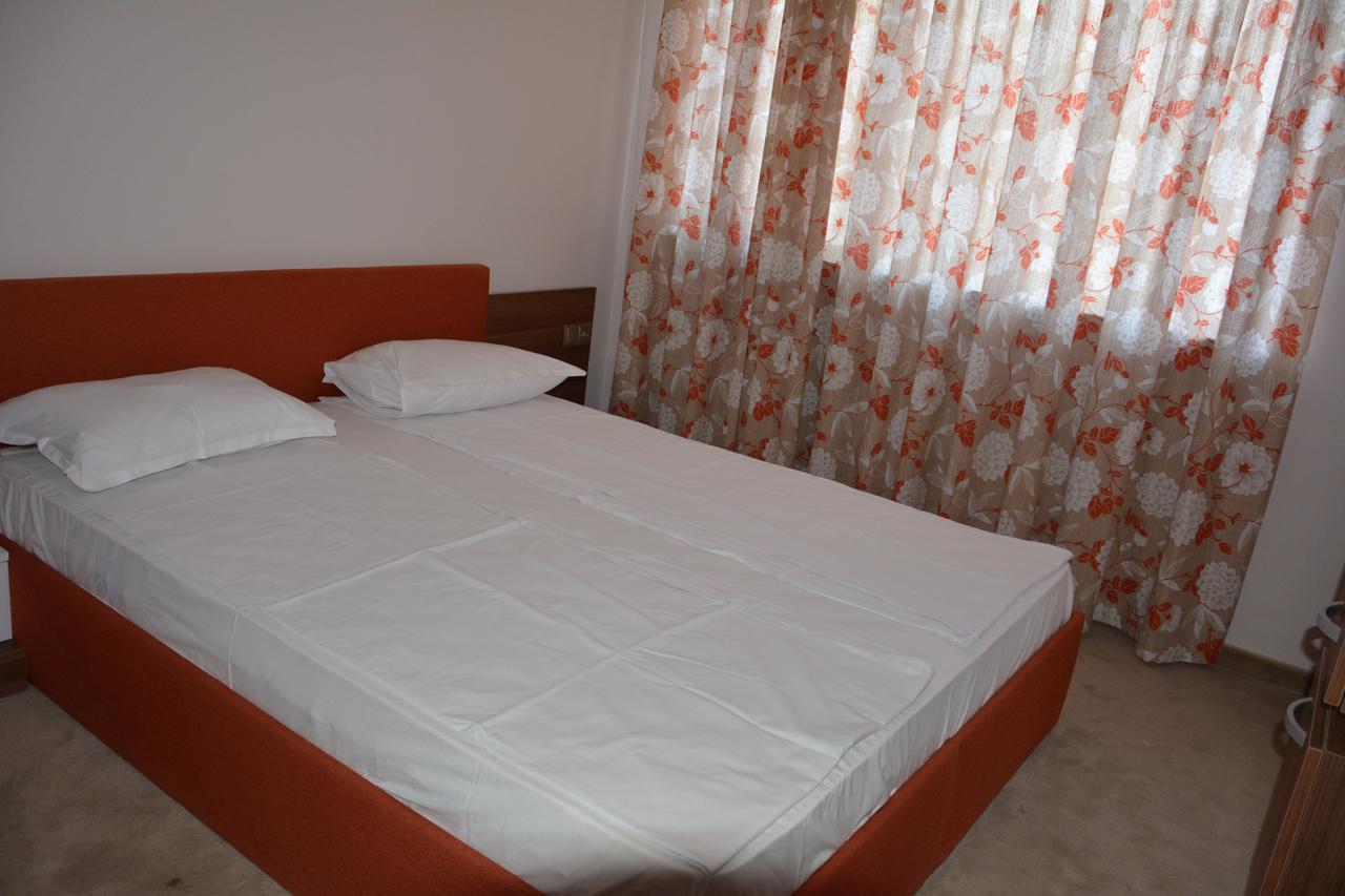 Vip Club Dolphin Coast Lejlighedshotel Sunny Beach Eksteriør billede